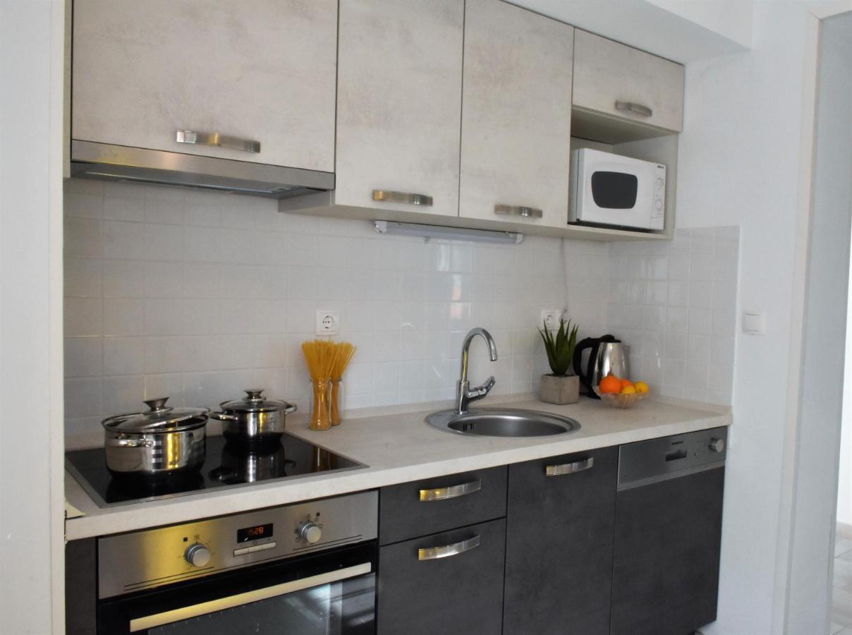 Apartment Meryl Mravince Exterior foto
